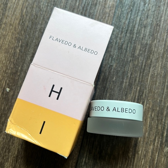 Flavedo & Albedo High Glow Champagne - Picture 3 of 5